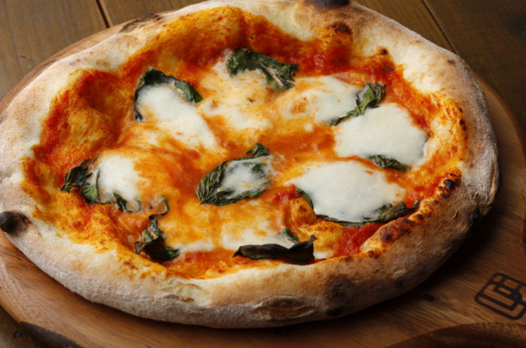 PIZZA																																																	